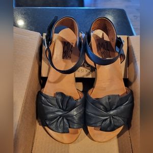 Miz Mooz NY Dory Black leather sandal size 36